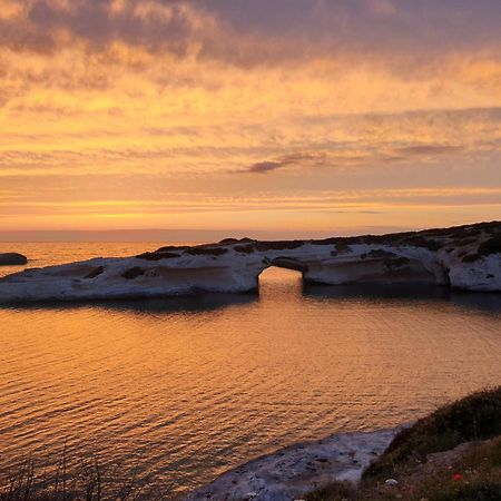 サルキットゥ・クーリエリ Mare Lughente Bed & Breakfast エクステリア 写真