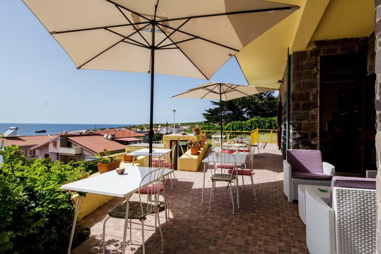 サルキットゥ・クーリエリ Mare Lughente Bed & Breakfast エクステリア 写真
