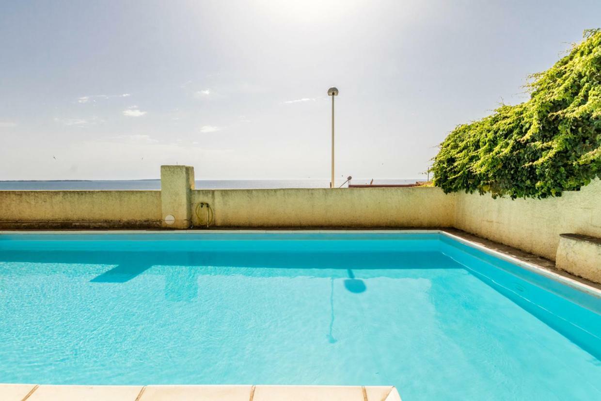 サルキットゥ・クーリエリ Mare Lughente Bed & Breakfast エクステリア 写真