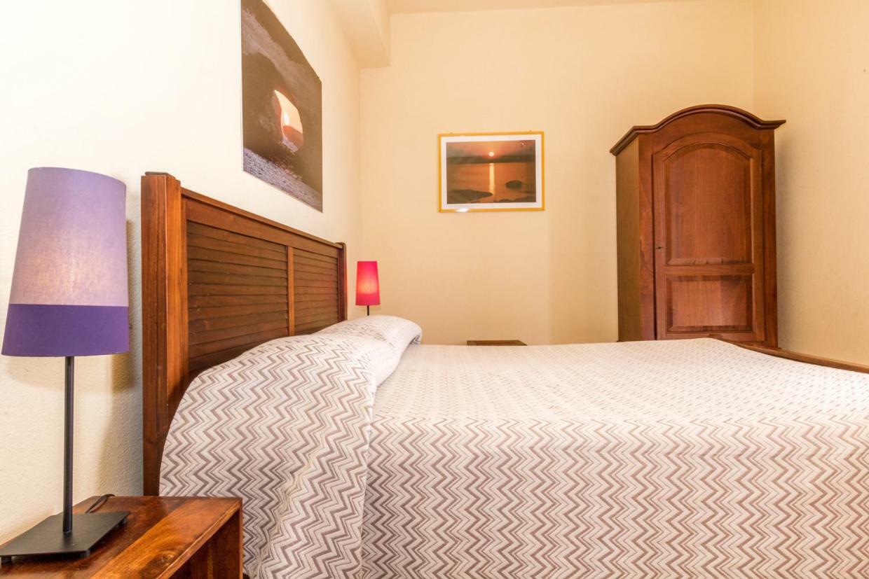 サルキットゥ・クーリエリ Mare Lughente Bed & Breakfast エクステリア 写真