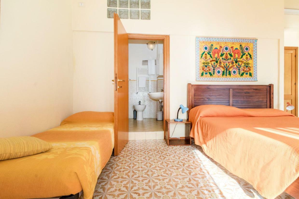 サルキットゥ・クーリエリ Mare Lughente Bed & Breakfast エクステリア 写真